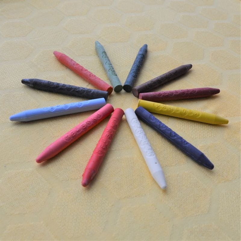 medenka-kredki-z-wosku-pszczelego-classic-polkabubu-6.jpg