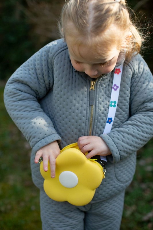elle-porte-torebka-bellis-zolta-polkabubu-4.jpg