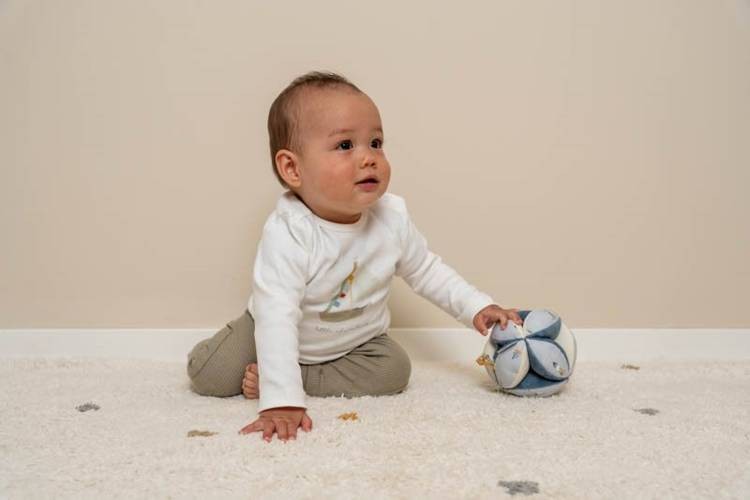 Little-Dutch-Pileczka-sensoryczna-Sailors-Bay-LD8625-polkabubu-6.jpg