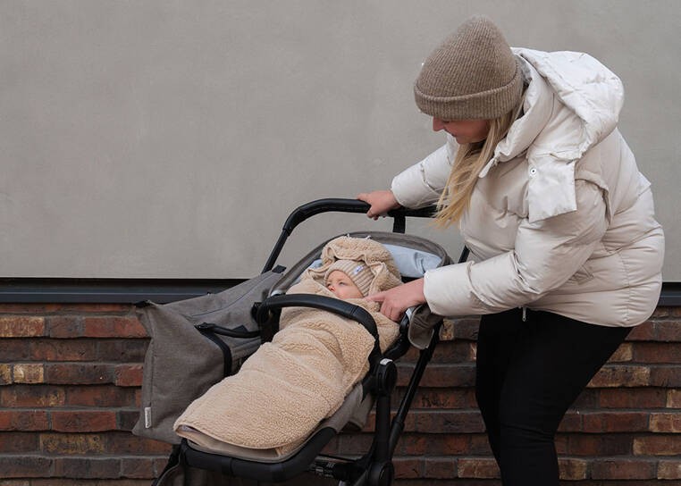 Lodger-Wielofunkcyjny-otulacz-spiworek-z-polaru-bezowy-Teddy-Beige-polkabubu-6.jpg