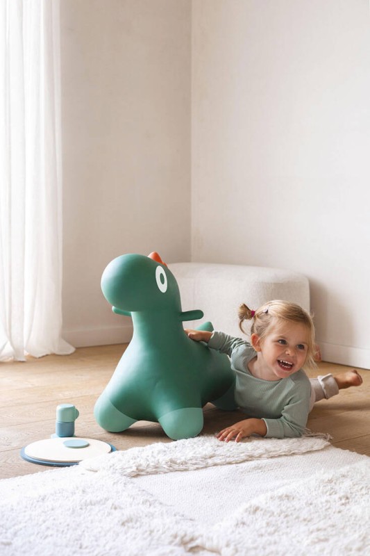 QUUT-Skoczek-Hoppi-Dino-Garden-green-polkabubu-4.jpg