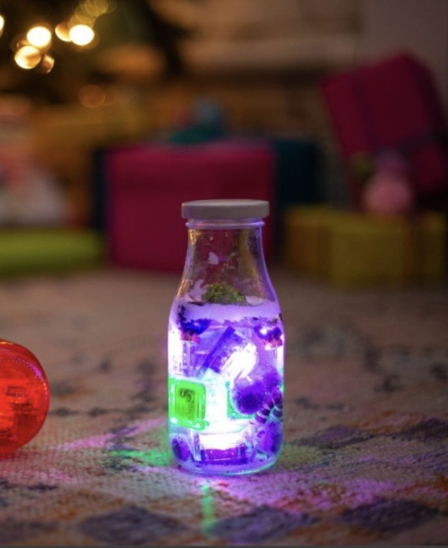 glo-pals-4-kostki-sensoryczne-lumi-fioletowe-polkabubu-8.jpg