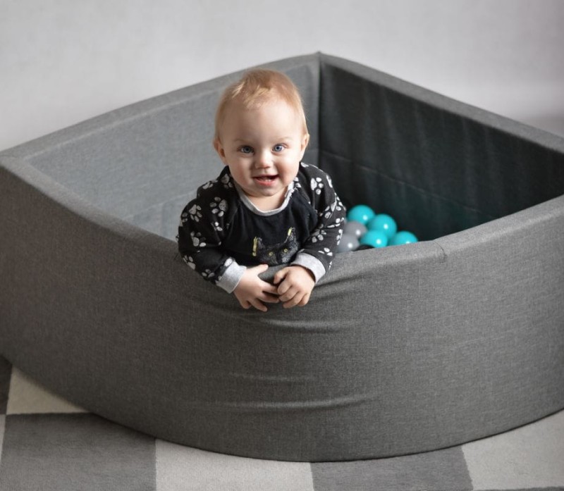 ajababy-basen-z-kulkami-polokragly-szary-polkabubu-4.jpg