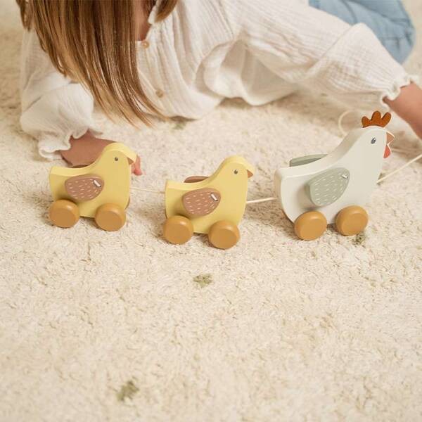 Little-Dutch-Kurki-do-ciagniecia-Little-Farm-FSC-LD7130-polkabubu-2.jpg