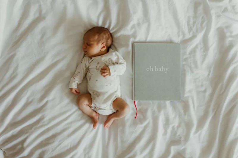 mommyplaner-pamietnik-dziecka-oh-baby-classic-gray-polkabubu-7.jpg