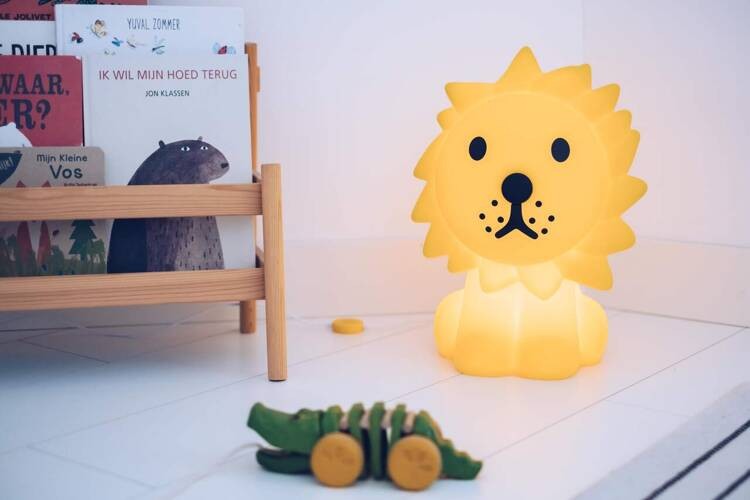MrMaria-Lion-Star-Lamp-MAXI-z-adapterem-SL50LIN-polkabubu-7.jpg
