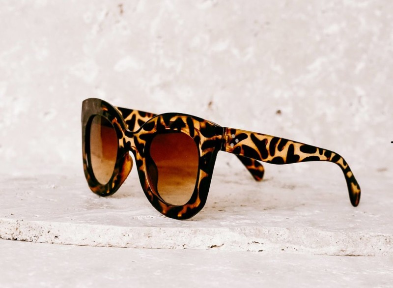 elle-porte-okulary-damskie-brooklyn-panterka-polkabubu-2.jpg