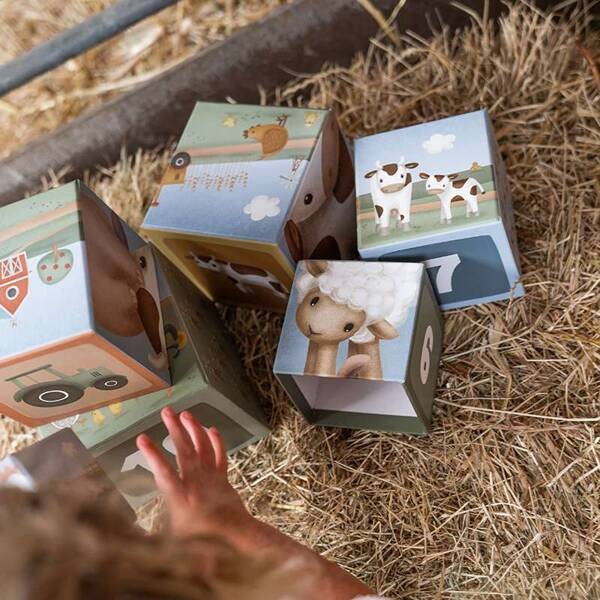 Little-Dutch-Kartonowa-wieza-Little-Farm-FSC-LD7139-polkabubu-6.jpg