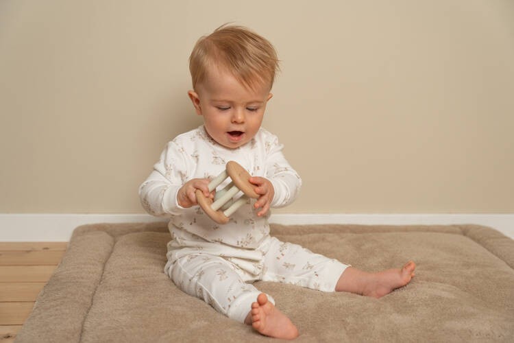 Little-Dutch-Grzechotka-Baby-bunny-FSC-LD8860-polkabubu-6.jpg