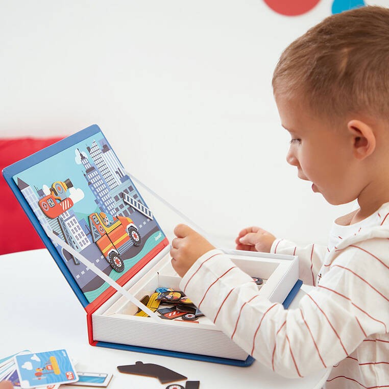 janod-Magnetyczna-ukladanka-Straz-pozarna-Magnetibook-polkabubu-6.jpg