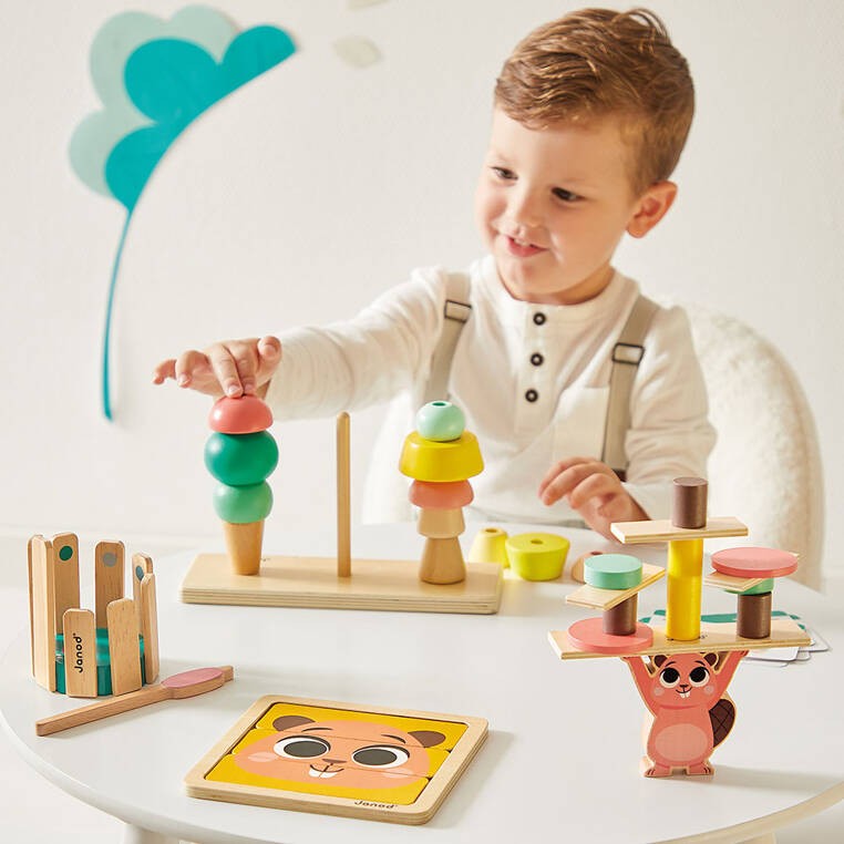 janod-Zestaw-zabawek-edukacyjnych-Box-36-m-cy-polkabubu-2.jpg