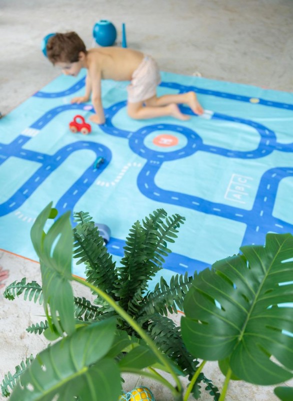 174189-5425031174189-QUUT-Dwustronny-ręcznik-plażowy-PlayTowels-XL-180-180-cm-Road- (10).jpg
