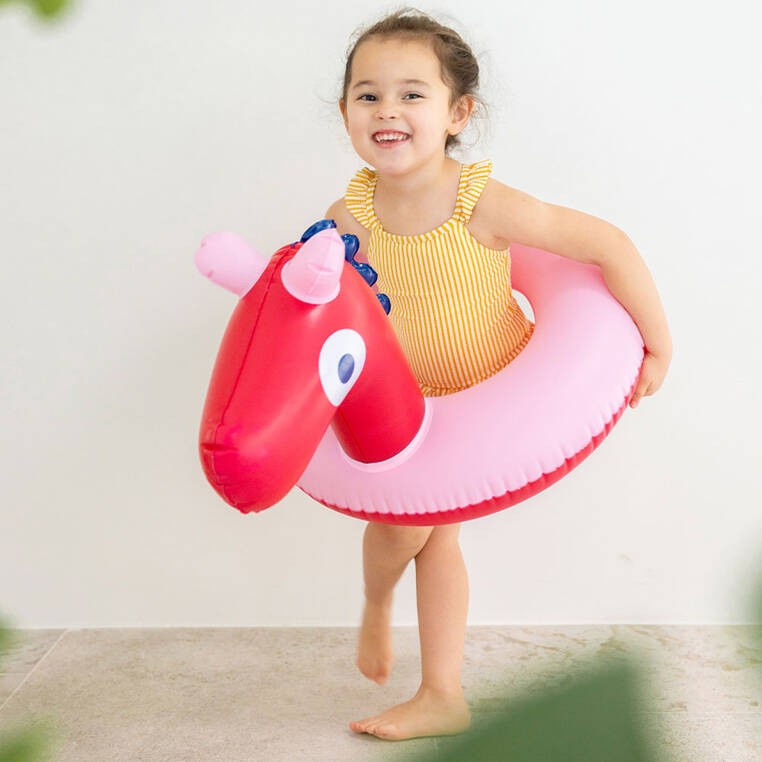 QUUT-Kolko-do-plywania-srednie-O-50-cm-Kon-polkabubu-2.jpg