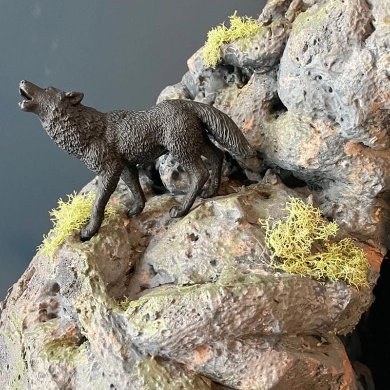 safari-wyjacy-czarny-wilk-figurka-polkabubu-2.jpg