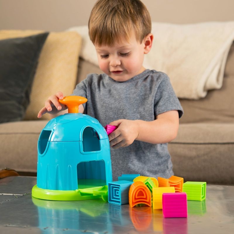 fat-brain-toys-shape-factory-polkabubu-8.jpg