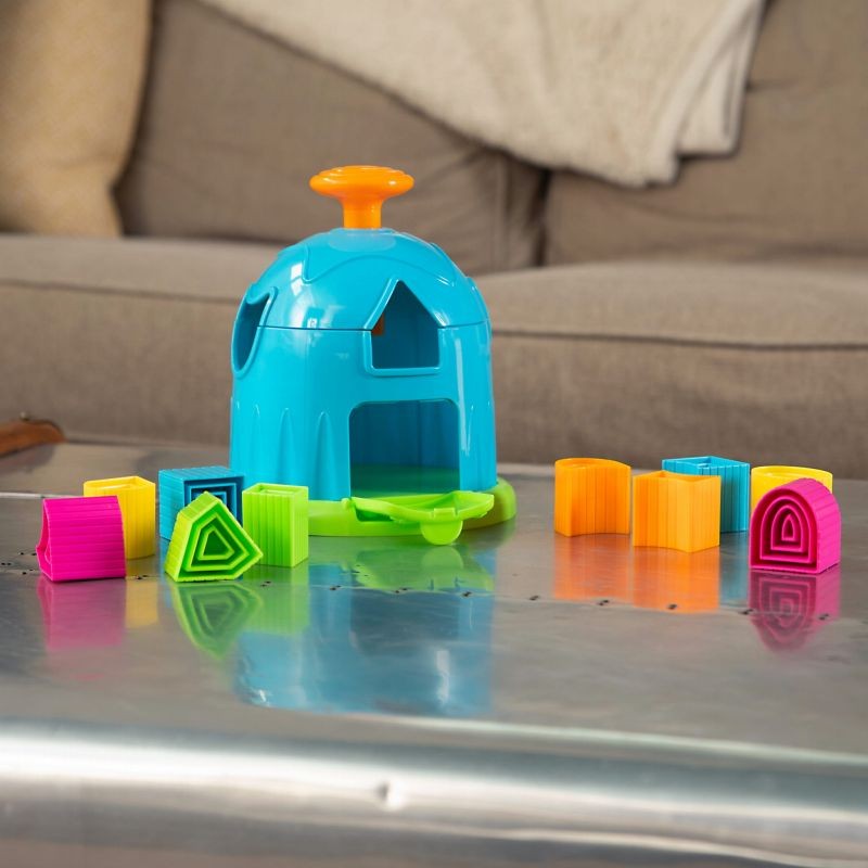 fat-brain-toys-shape-factory-polkabubu-10.jpg
