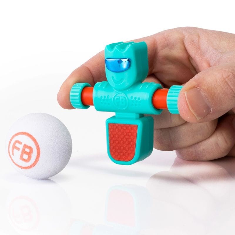 fat-brain-toys-pilkarzyki-zestaw-dla-1-gracza-foosboots-polkabubu-5.jpg