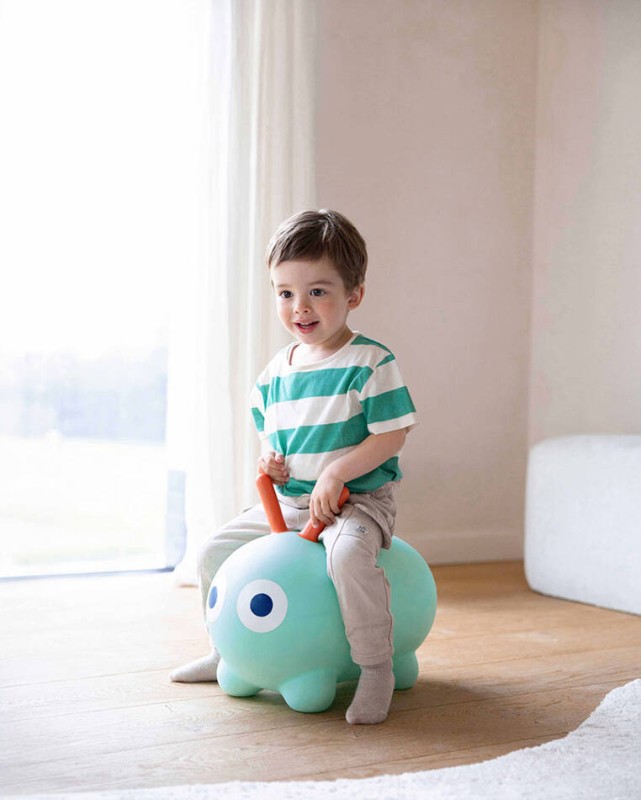 QUUT-Skoczek-Skippi-Minty-green-POLKABUBU-5.jpg