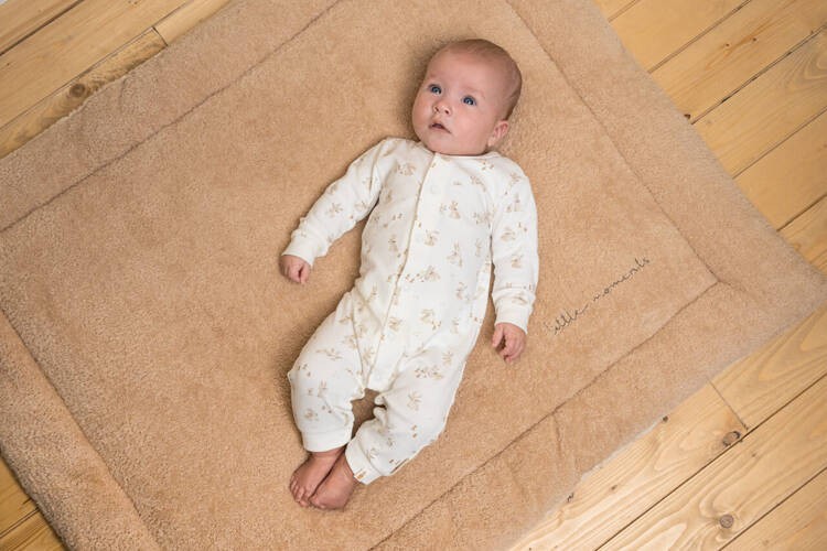 Little-Dutch-Mata-aktywizujaca-Baby-bunny-LD8857-polkabubu-3.jpg