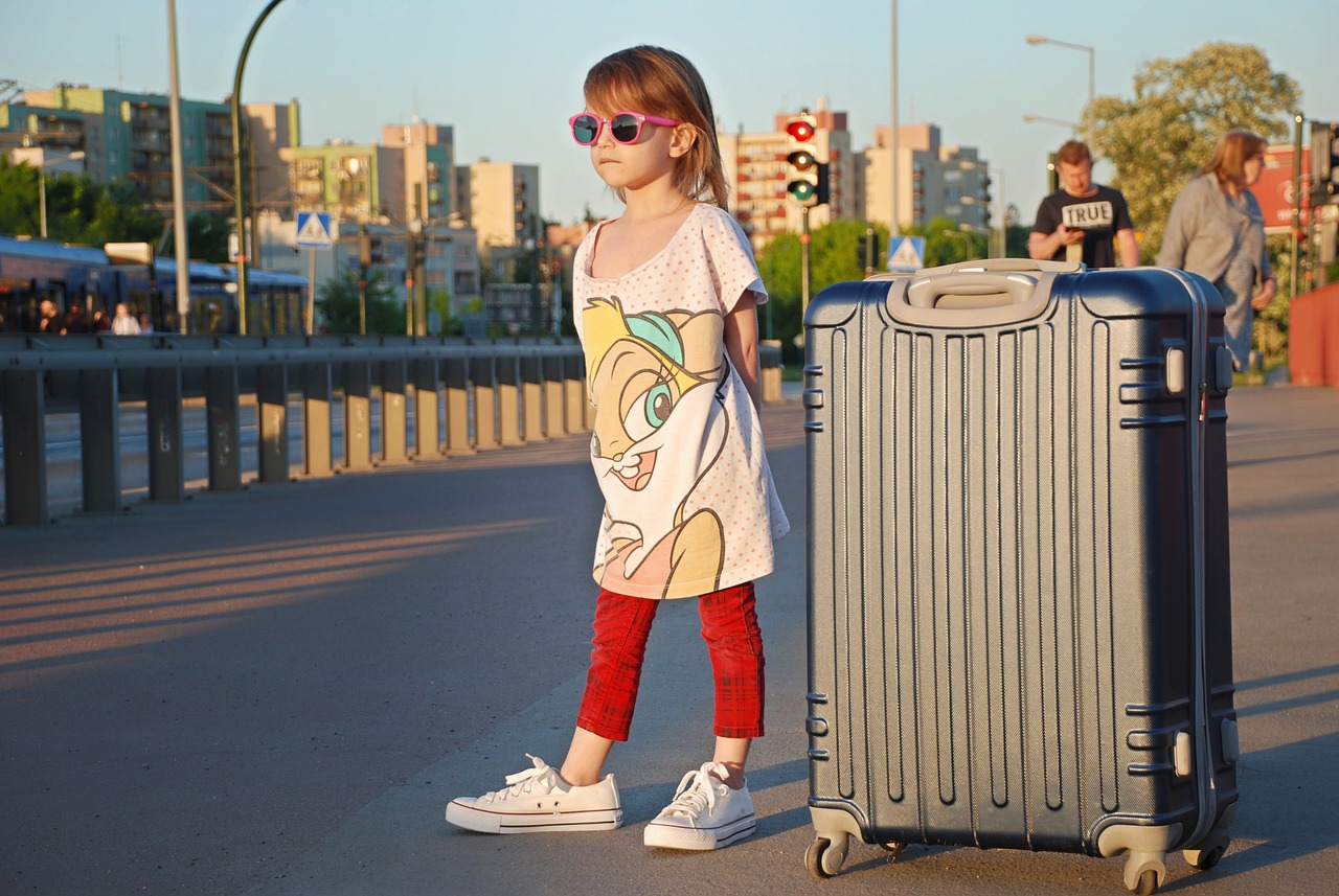 Moda dziecięca 2025 – trendy, które pokochają maluchy i rodzice